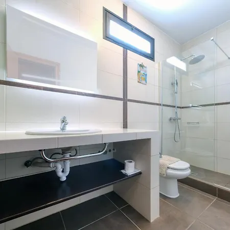 Villa Salaria In Paradise-private Pool Playa Blanca (Lanzarote)